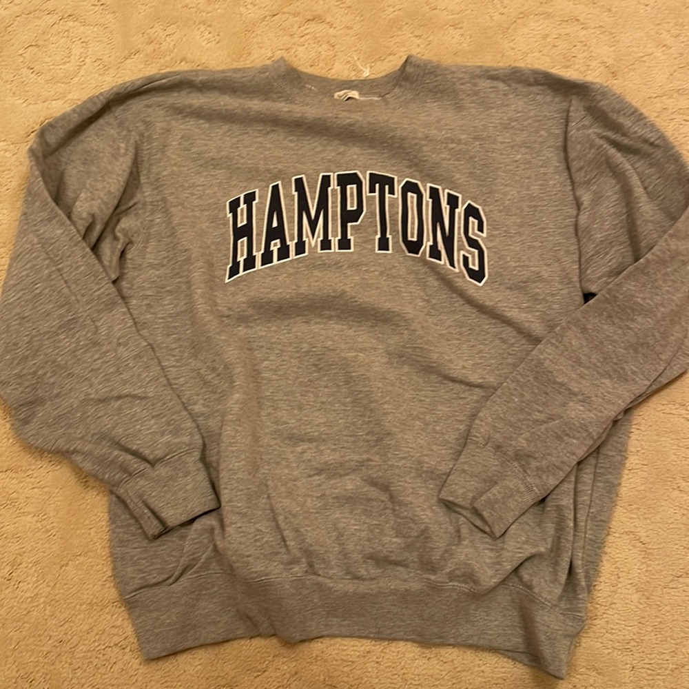 Brandy Melville Hampton crew neck